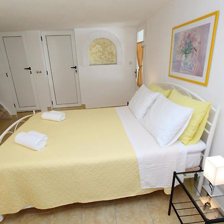 Apartments Knezovic Ровинь Номер фото