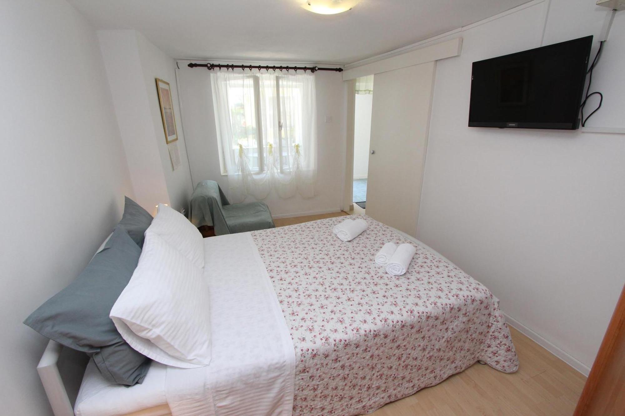 Apartments Knezovic Ровинь Номер фото