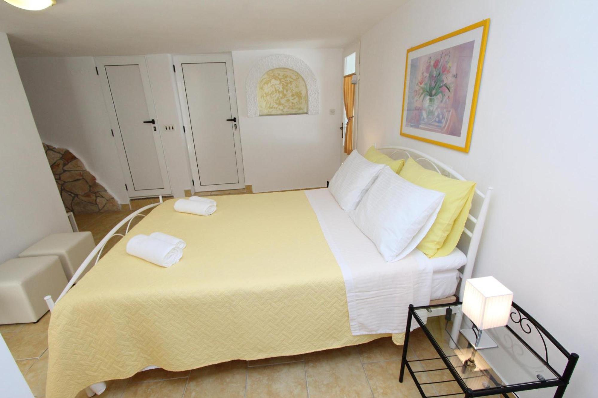 Apartments Knezovic Ровинь Номер фото
